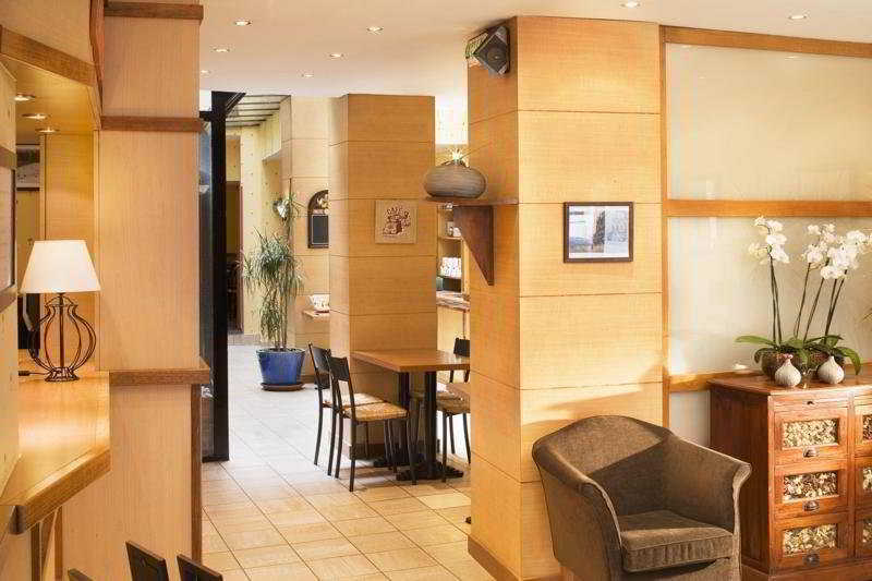 Timhotel Le Louvre Parijs