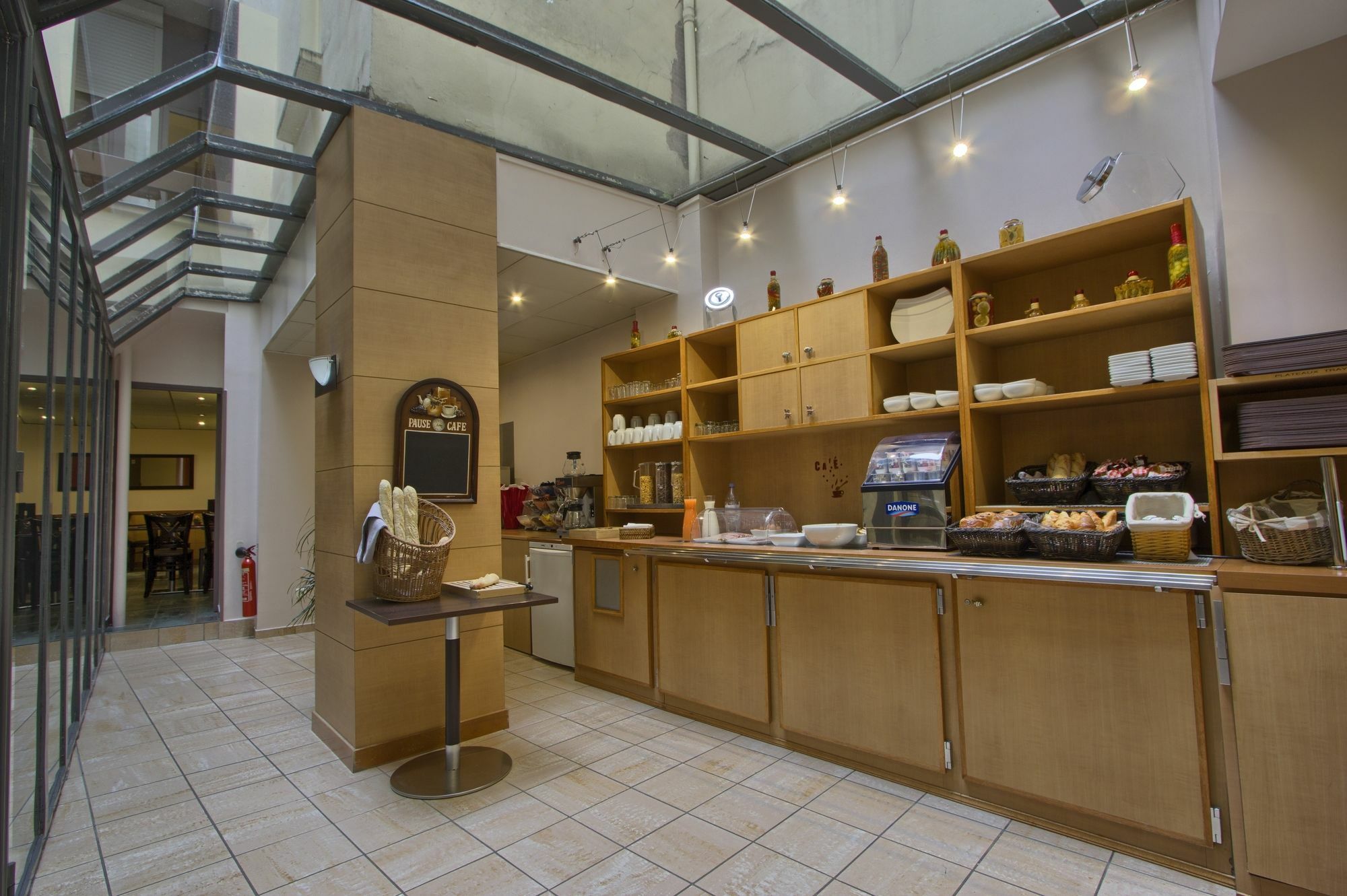 Timhotel Le Louvre 3* Parijs